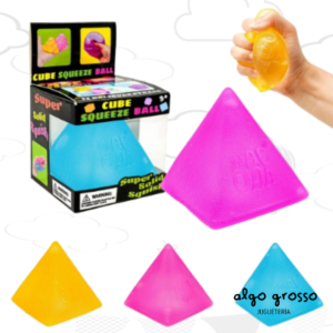 SQUISHY PIRAMIDE 6CM